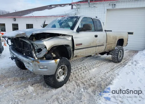 2001 Dodge Ram 2500 St z USA, uszkodzony, nr VIN 1B7KF23761J611092